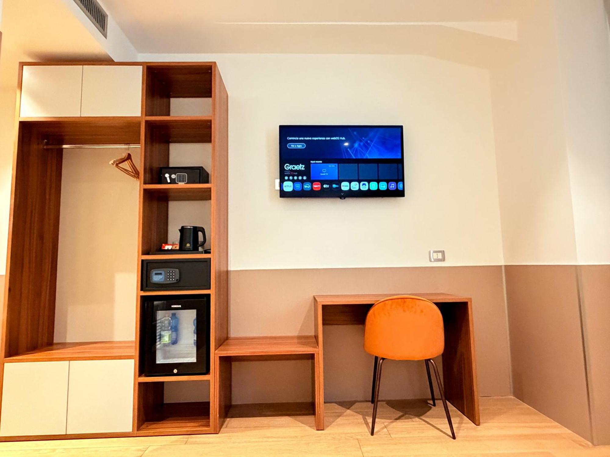 Lh Hotels — Photos 1