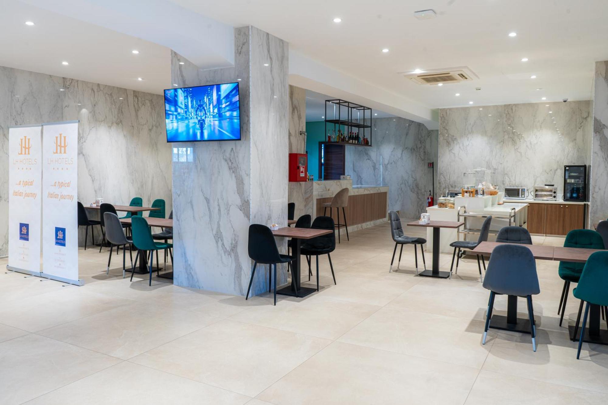 Lh Hotels — Photos 3